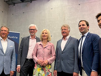 Namen von links nach rechts: Stephan Jochum, Michael Strugl, Roswitha Stadlober, Alfons Schranz, Christian Scherer, Mario Stecher