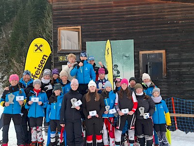 Bezirkscup Riesentorlauf und Technik nach Maß