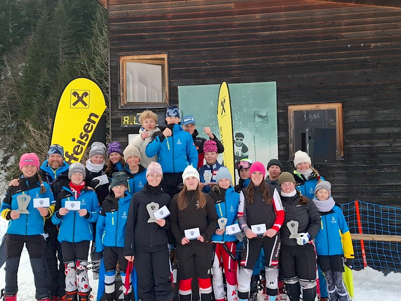 Bezirkscup Riesentorlauf und Technik nach Maß