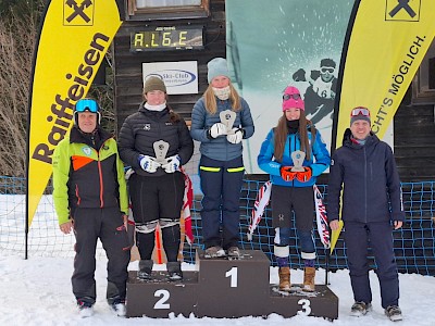 Bezirkscup Riesentorlauf und Technik nach Maß