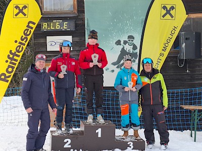 Bezirkscup Riesentorlauf und Technik nach Maß