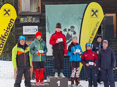 Bezirkscup Riesentorlauf und Technik nach Maß