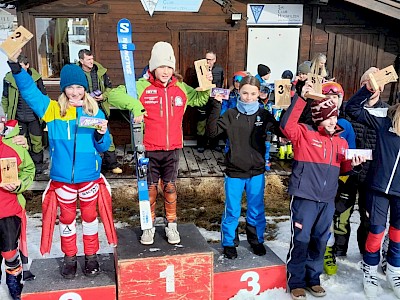 Kids in Hochfilzen beim Bezirkscup