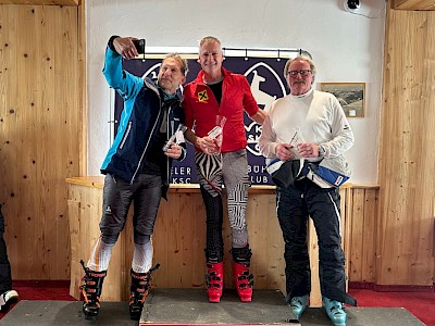 PREMIERE FÜR DIE K.S.C. RENNSPORTFAMILIE - Alpine Clubmeisterschaft auf der neuen Trainingspiste am Horn