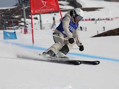 PREMIERE FÜR DIE K.S.C. RENNSPORTFAMILIE - Alpine Clubmeisterschaft auf der neuen Trainingspiste am Horn