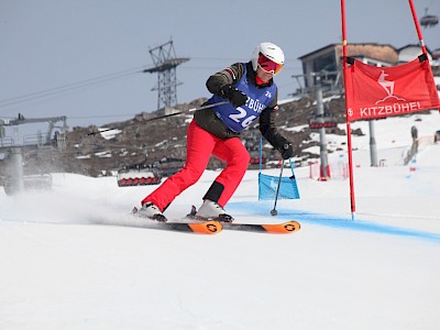 PREMIERE FÜR DIE K.S.C. RENNSPORTFAMILIE - Alpine Clubmeisterschaft auf der neuen Trainingspiste am Horn