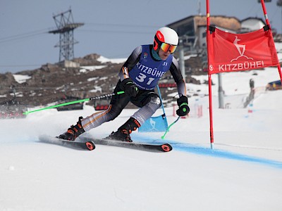 PREMIERE FÜR DIE K.S.C. RENNSPORTFAMILIE - Alpine Clubmeisterschaft auf der neuen Trainingspiste am Horn