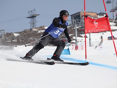 PREMIERE FÜR DIE K.S.C. RENNSPORTFAMILIE - Alpine Clubmeisterschaft auf der neuen Trainingspiste am Horn
