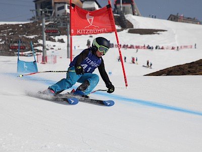 PREMIERE FÜR DIE K.S.C. RENNSPORTFAMILIE - Alpine Clubmeisterschaft auf der neuen Trainingspiste am Horn