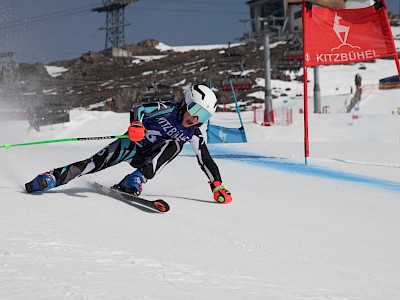 PREMIERE FÜR DIE K.S.C. RENNSPORTFAMILIE - Alpine Clubmeisterschaft auf der neuen Trainingspiste am Horn