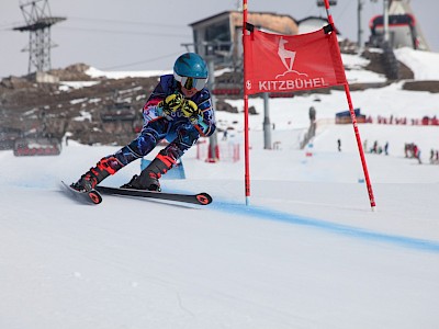 PREMIERE FÜR DIE K.S.C. RENNSPORTFAMILIE - Alpine Clubmeisterschaft auf der neuen Trainingspiste am Horn