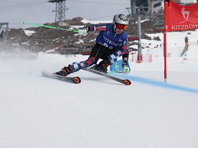 PREMIERE FÜR DIE K.S.C. RENNSPORTFAMILIE - Alpine Clubmeisterschaft auf der neuen Trainingspiste am Horn