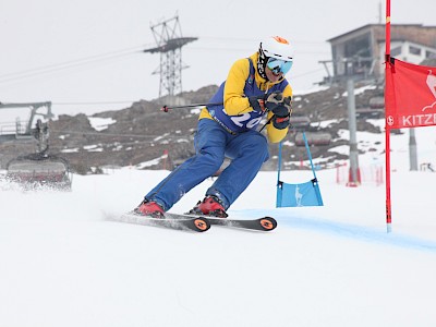 PREMIERE FÜR DIE K.S.C. RENNSPORTFAMILIE - Alpine Clubmeisterschaft auf der neuen Trainingspiste am Horn