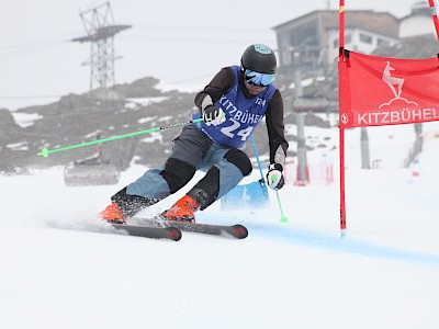 PREMIERE FÜR DIE K.S.C. RENNSPORTFAMILIE - Alpine Clubmeisterschaft auf der neuen Trainingspiste am Horn