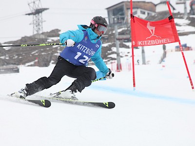 PREMIERE FÜR DIE K.S.C. RENNSPORTFAMILIE - Alpine Clubmeisterschaft auf der neuen Trainingspiste am Horn