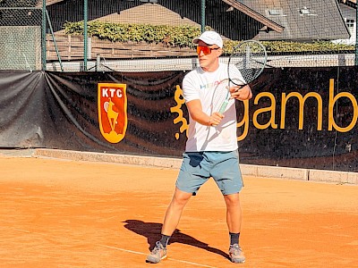 Rekordverdächtig! 120 Tennispartien binnen sechs Stunden